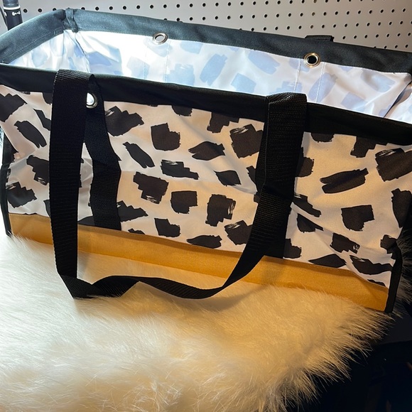thirty-one Handbags - Large utility tote